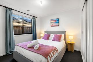 Family-Friendly 4BR Mount Duneed Manor - Mount Duneed - 4
