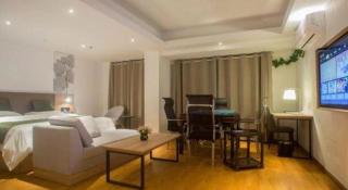 GreenTree Inn Express Hainan Haikou Haixiu Zhong Road - Haikou - 2