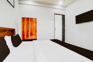 Collection O Wardha Road Near Airport - Nagpur - 6