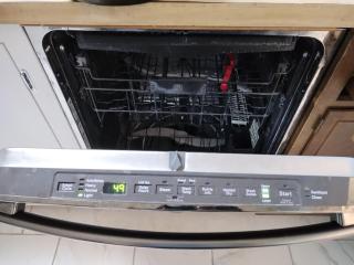 Cool and Affordable Apartment - Galesburg - 9