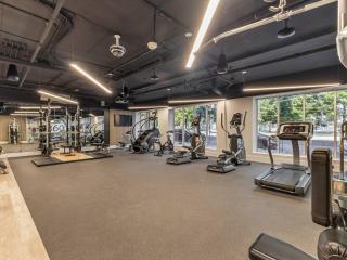 Central SLC Apartment King Bed Gym Smart TV - Salt Lake City - 9