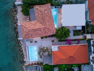 Melivia Seafront Resort - Nea Skioni - 7