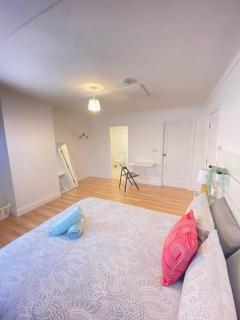 The Glandore Hideaway With 4 En Suite - Cork - 4