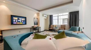 GreenTree Inn Hainan Haikou Jinniu Road Business Hotel - Haikou - 2