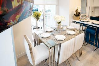 Modern 3BR 2BA Apt with Parking Steps from Kennedy Park, Trendy Cafés & Best Restaurants - 8