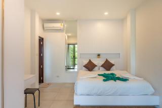 V212 One Of The Most Beautiful Villa In Phuket - Ban Pak Lak - 2