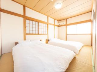 無料レンタサイクル -Guest House 団- 最大16名,USJまで好アクセスの3階建て - Osaca - 0