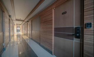 ZZAM Hotel - 1