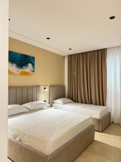 Vila Huqi Seaside - Durrës - 9