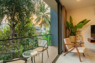 Stylish 3 BHK Getaway with Private Pool, Jacuzzi & Rooftop Views - Calangute - 7