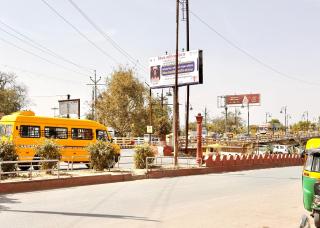 Near Mahakaleshwar jyotilinga Temple Hotel M-I !Ujjain,Near Railway station -Fully Air conditioned Rooms And Spacious, with Wifi And Parking- Air Conditioned hotel - A Top Rated Hotel - Ujjain - 3