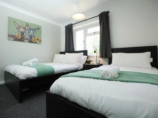 Perfect for Contractors, Tradespeople, pvt parking - Bristol - 4