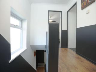 Perfect for Contractors, Tradespeople, pvt parking - Bristol - 6