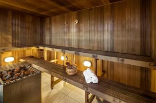 Stylish 2BR City Escape on Collins with Views - Melbourne - 2