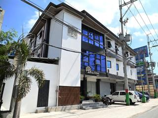 Terra Hotel Kawit - Kawit - 2