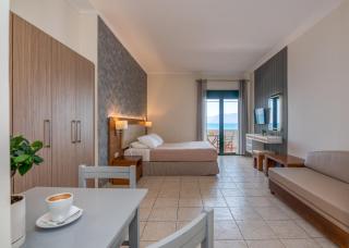 Christina Beach Hotel - Kissamos - 2