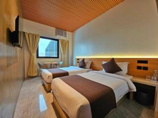 Terra Hotel Kawit - Kawit - 5