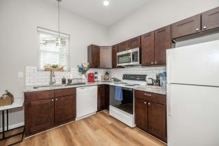 Queen City Retreat 1 Cozy Home for 6 Near Attractions & Restaurants - Cincinnati - 8