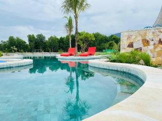 Narayana Hotel Karimunjawa - Karimunjawa - 2