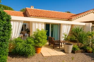 Rêve D'azur en bord de mer, studio avec piscine partagée, parking Barbecue, draps inclus à la Nartelle - Sainte-Maxime - 3
