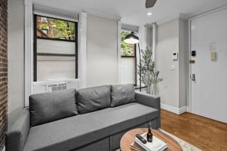 Trendy East Village Escape - New York - 5