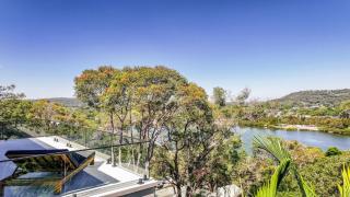 Waterfront Property At Horsfield Bay -late check out - Blackwall - 1
