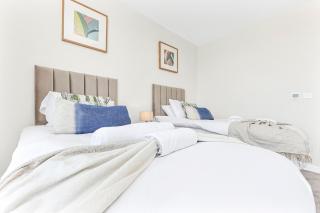Modern Luxurious 3BR Flat with Lovely View - Londra - 3