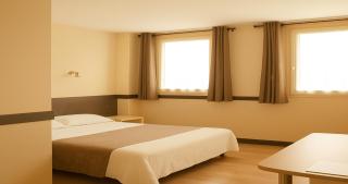 Hotel des Bains à 10 min de Paris - Maisons-Alfort - 9