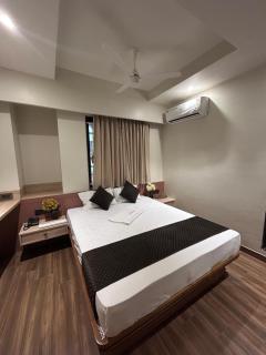 Hotel Dhanashri - Solapur - 4