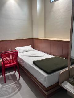 Hotel Dhanashri - Solapur - 1