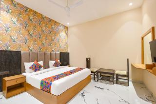 Hotel Ganeshwaram 149 - Greater Noida - 1