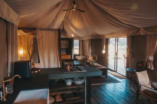 Elements Luxury Tent - Goedgemoed - 2