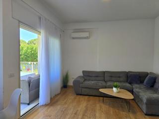 Art Apartment 219 - Lalzit Bay - 4