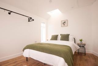 Stylish 2-Bed Apartment in Penarth Town Flat 2 - Cardiff - 5