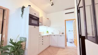 Newly Renovated Gem, Old Antibes - Antibes - 5