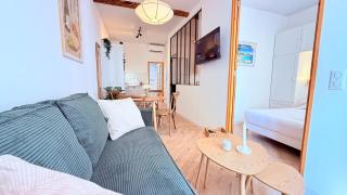 Newly Renovated Gem, Old Antibes - Antibes - 9