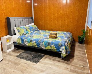 Ensuite Container Stay for 2 - Auckland - 0