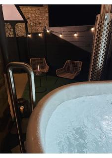 Le nid Cocon avec Spa privé au coeur de la nature avec sa mini ferme - Saint-Laurent-dʼAndenay - 7