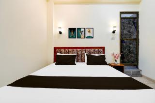 Hotel O SRS Inn Guest House - Pipra - 1