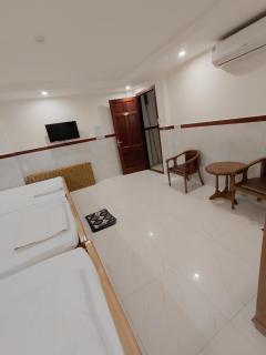 Khách Sạn Thị Thành - Sát Bãi Sau - Sát cột cờ - 9