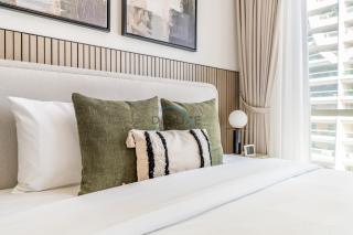 2BR with Marina Canal Views, Walking Distance to Marina Mall, Metro Station & JBR Beach, Al Majara 1, Dubai Marina by Deluxe Holiday Homes - 7