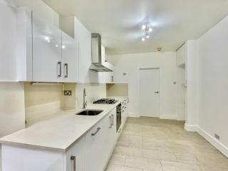 Beautiful 1-Bed in Kensington includes furniture - Londra - 0