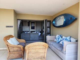 BondMakers Blue Canoe - Hartbeespoort - 7
