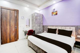 Townhouse ROYAL ELAN - Noida - 8