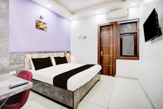 Townhouse ROYAL ELAN - Noida - 7