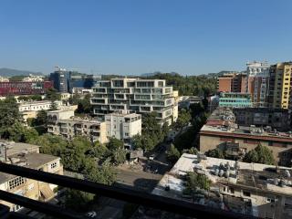 Chateaux Blloku - Tirana - 8