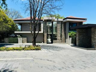 The Symbol - Fourways - 0