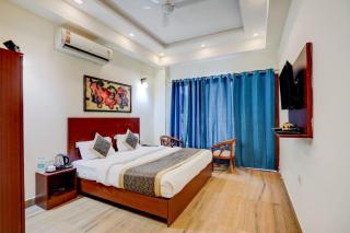 The Noida Grand Suites A UNIT OF S J ENTERPRISES - Noida - 5