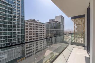 StayShort - Modern JVC Apartment Sleeps 3 with City Views - 6