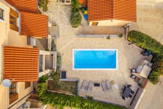 Villa Krasa sea view apartmants with pool - 1